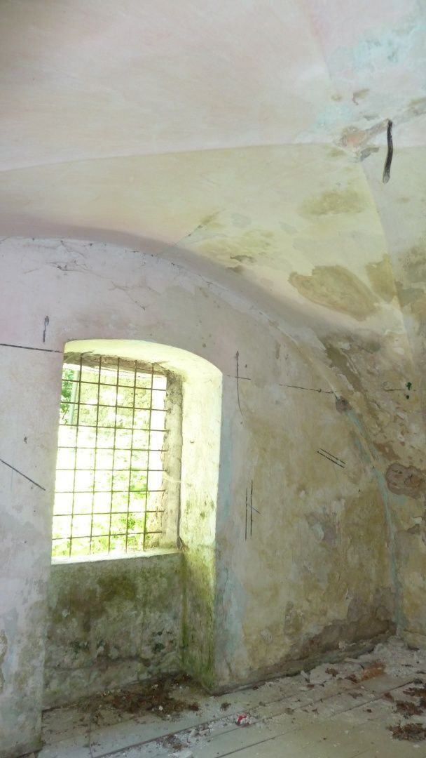 Kaštieľ v srdci malebnej prírody - na predaj idylické sídlo s rozsiahlym pozemkom