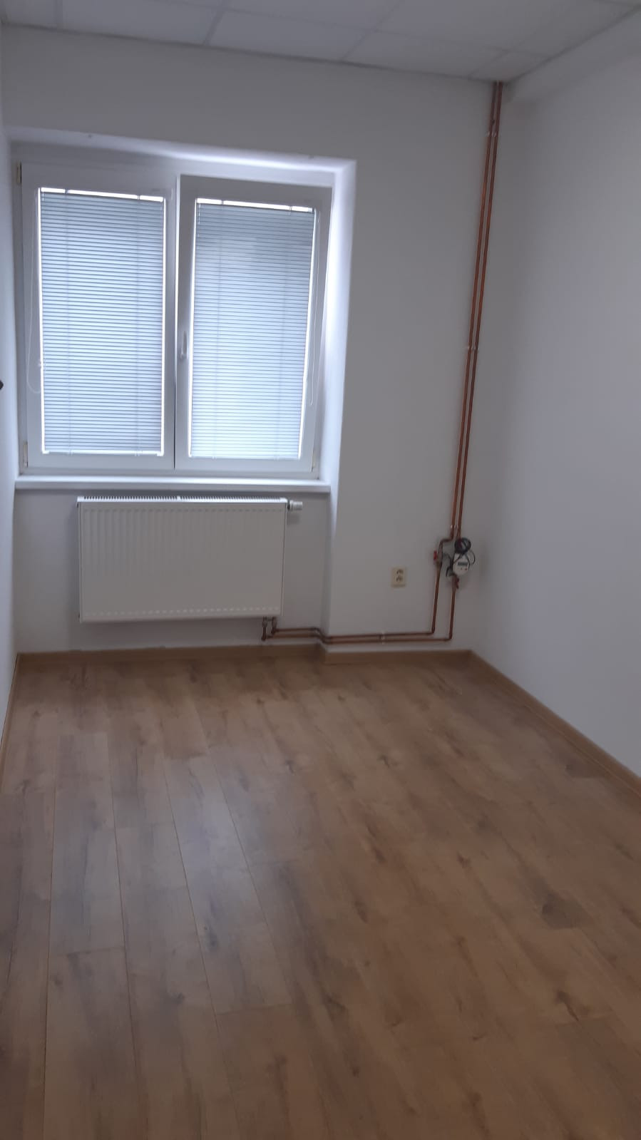 Prenájom kancelárskych priestorov  v exponovanej časti Bánovce nad Bebravou