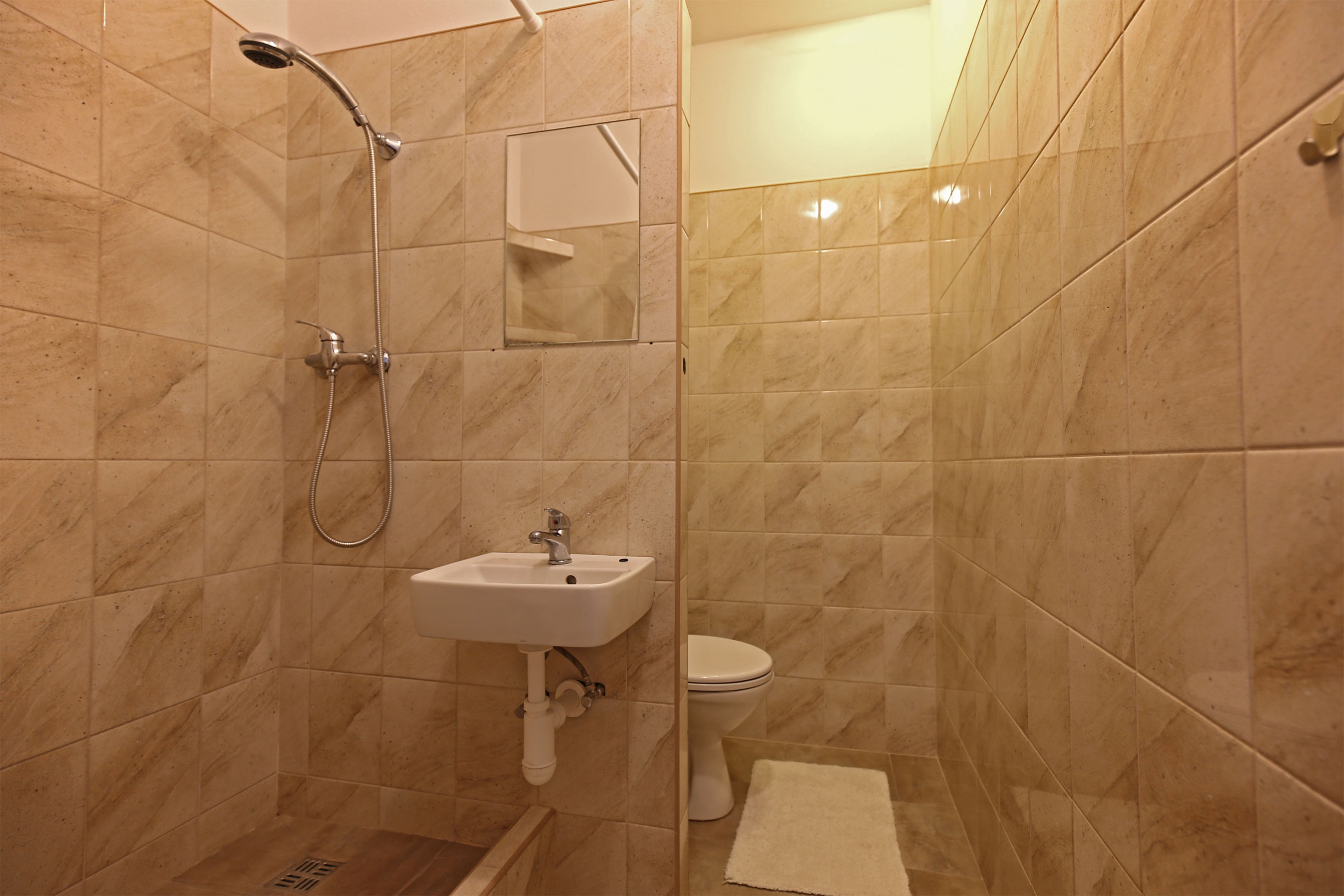 Prenájom  kompletne zariadenej garsónky