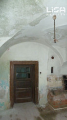 Kaštieľ v srdci malebnej prírody - na predaj idylické sídlo s rozsiahlym pozemkom