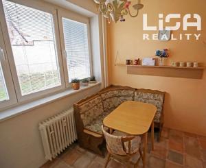 Svetlý 1-izbový byt  kompletne zariadený byt– ideálne štartovacie bývanie alebo skvelá investícia na prenájom!
