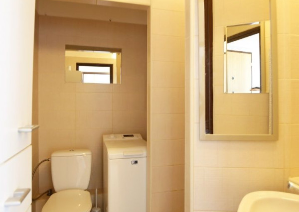 REZERVOVANÉ  !!! Zrekonštruovaný 1-izbový byt s lodžiou priamo v centre mesta!