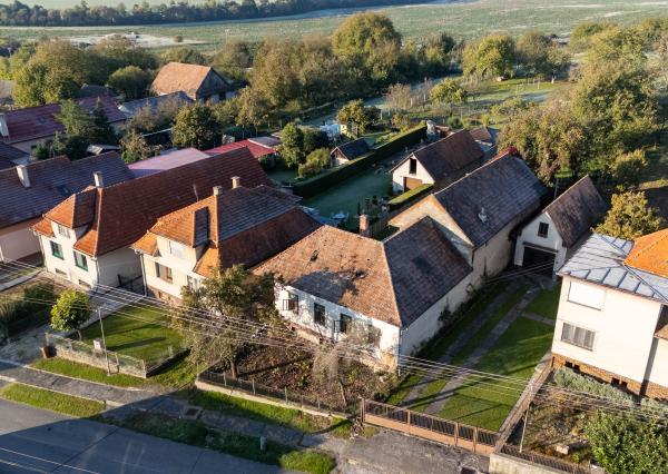 Hľadáte tradičný slovenský rodinný dom  s autentickým šarmom?