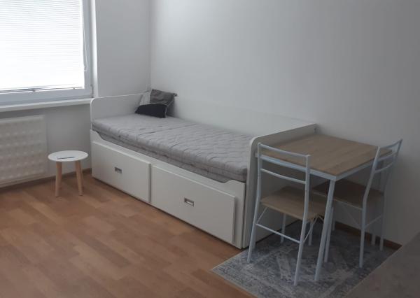 Prenájom  kompletne zariadenej garsónky