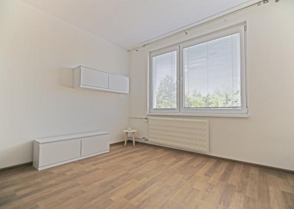 Prenájom  kompletne zariadenej garsónky