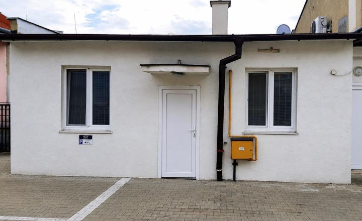 Prenájom skladových priestorov Bánovce nad Bebravou - fotografia 1